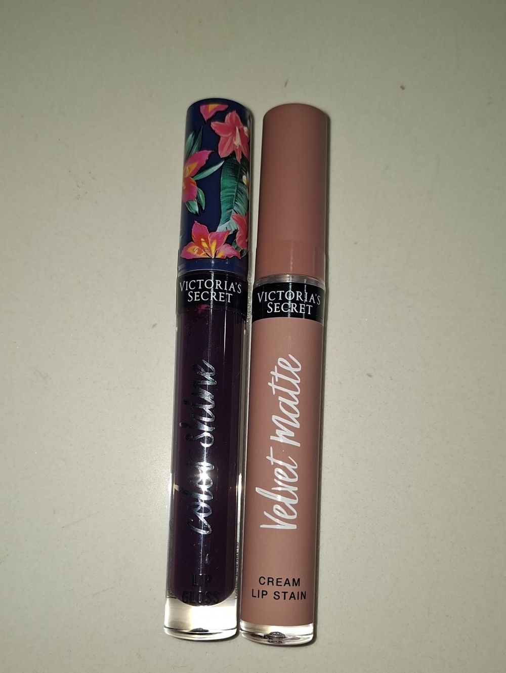 2Victoria's Secret Velvet Matte Cream Lip Stain Duo - Deep Plum & Dusty Rose Exo